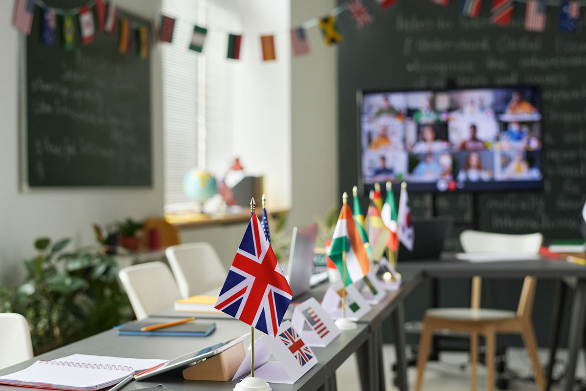 Neden Amerikan Kültür? Bizi Farklı Kılan ve Size Kazandıran Eğitim Modelimiz